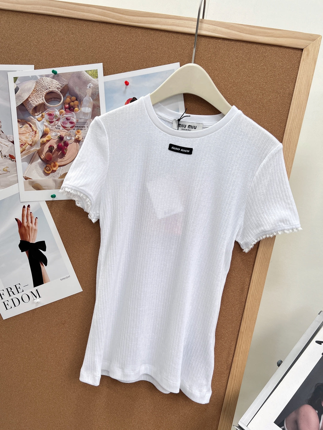 MIUMIU 26S SHORT SLEEVE T-SHIRT 1192