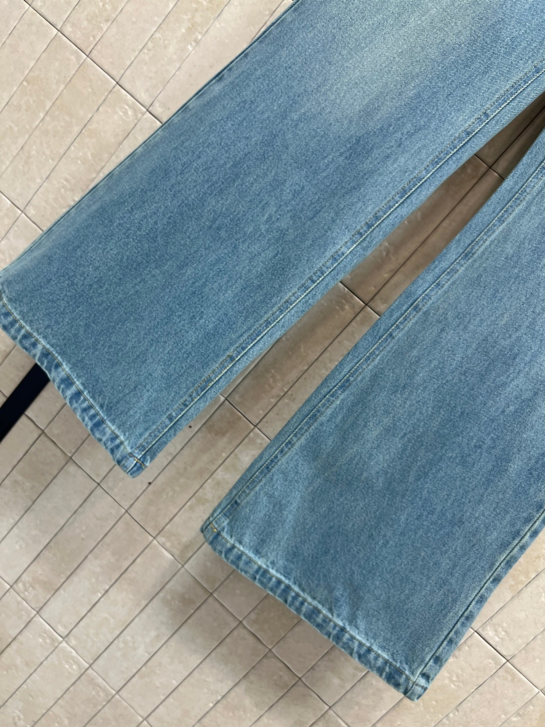 LV 25S FLARE JEANS 2767