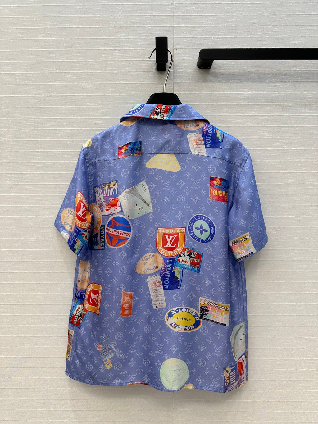 LV SHORT-SLEEVE PRINTED SILK BLOUSE 268222