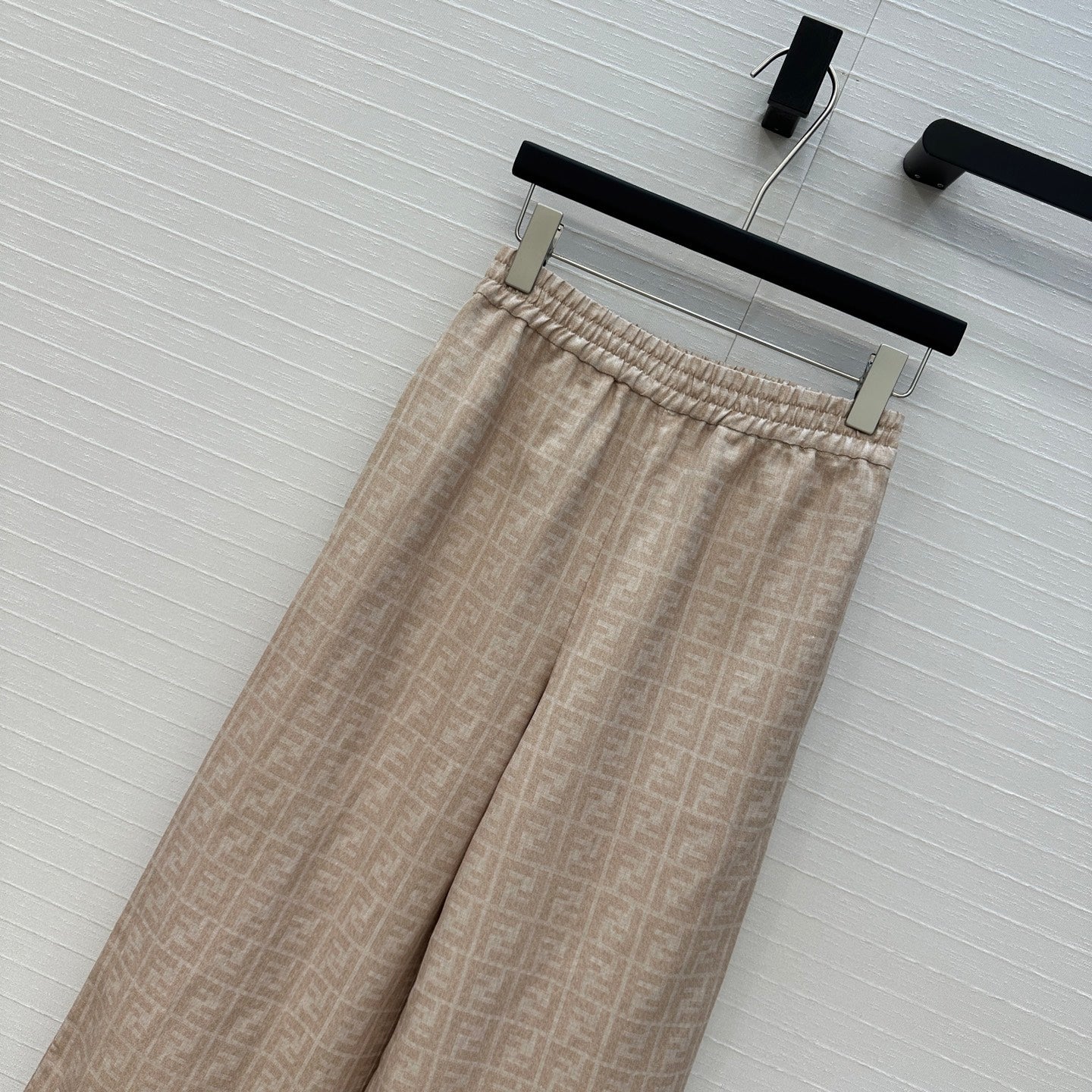 FENDI WIDE-LEG PANTS WITH ELASTIC WAISTBAND 276185