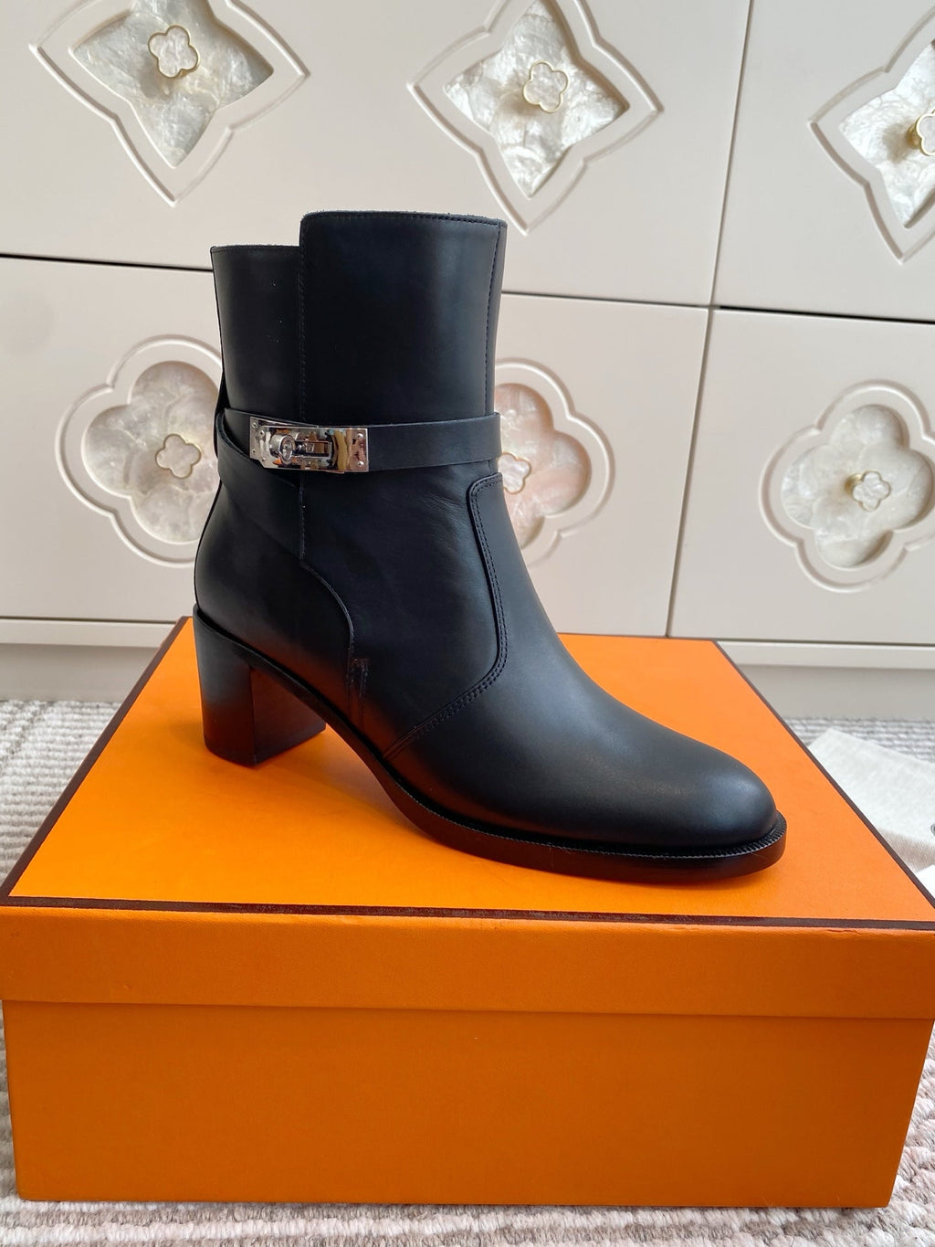 HM 25S FRENCHIE 50 ANKLE BOOT 50 MM IN BLACK LAMBSKIN WITH SILVER HARDWARE