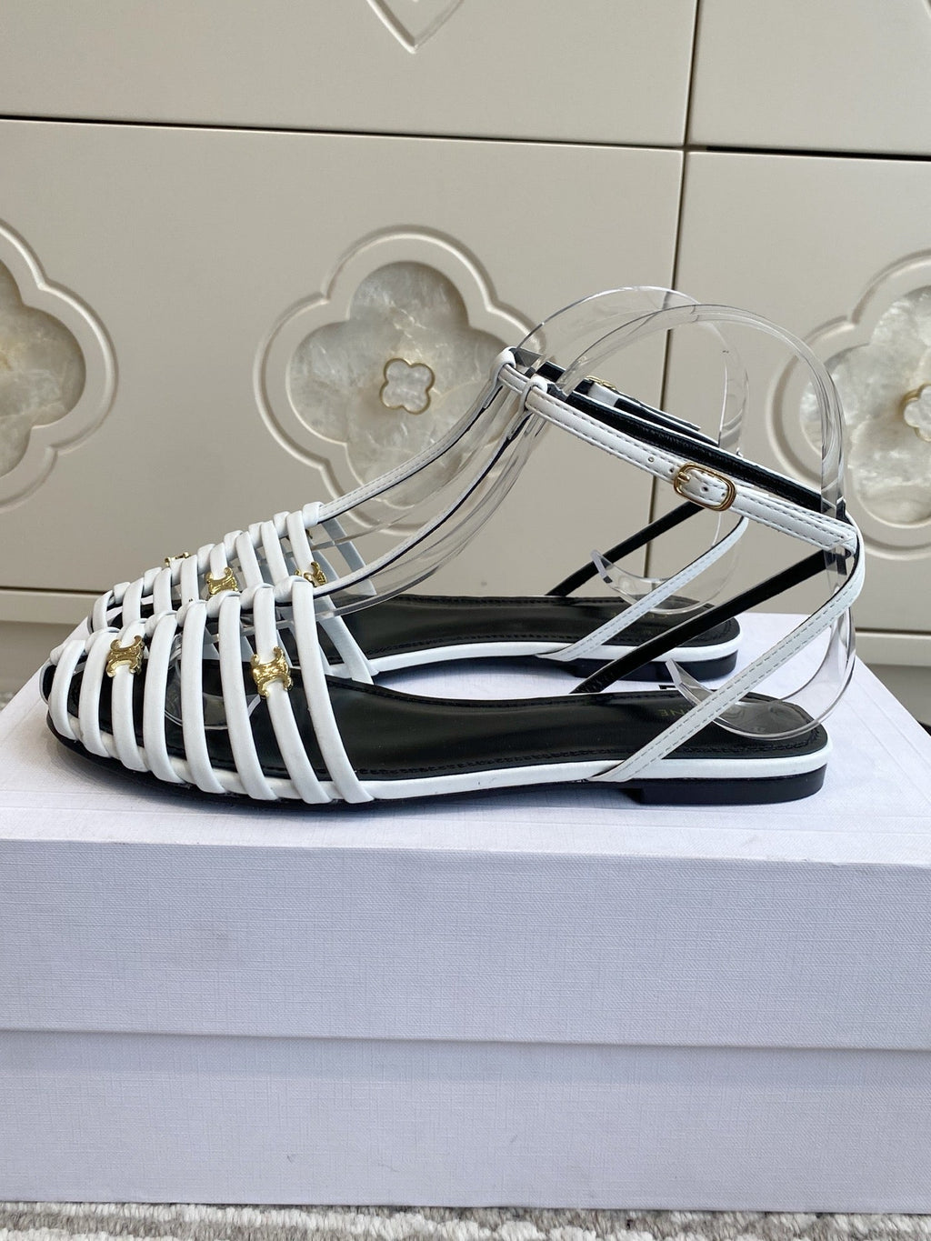 CELINE 26S CLEA TRIOMPHE GLADIATOR SANDALS IN WHITE LAMBSKIN