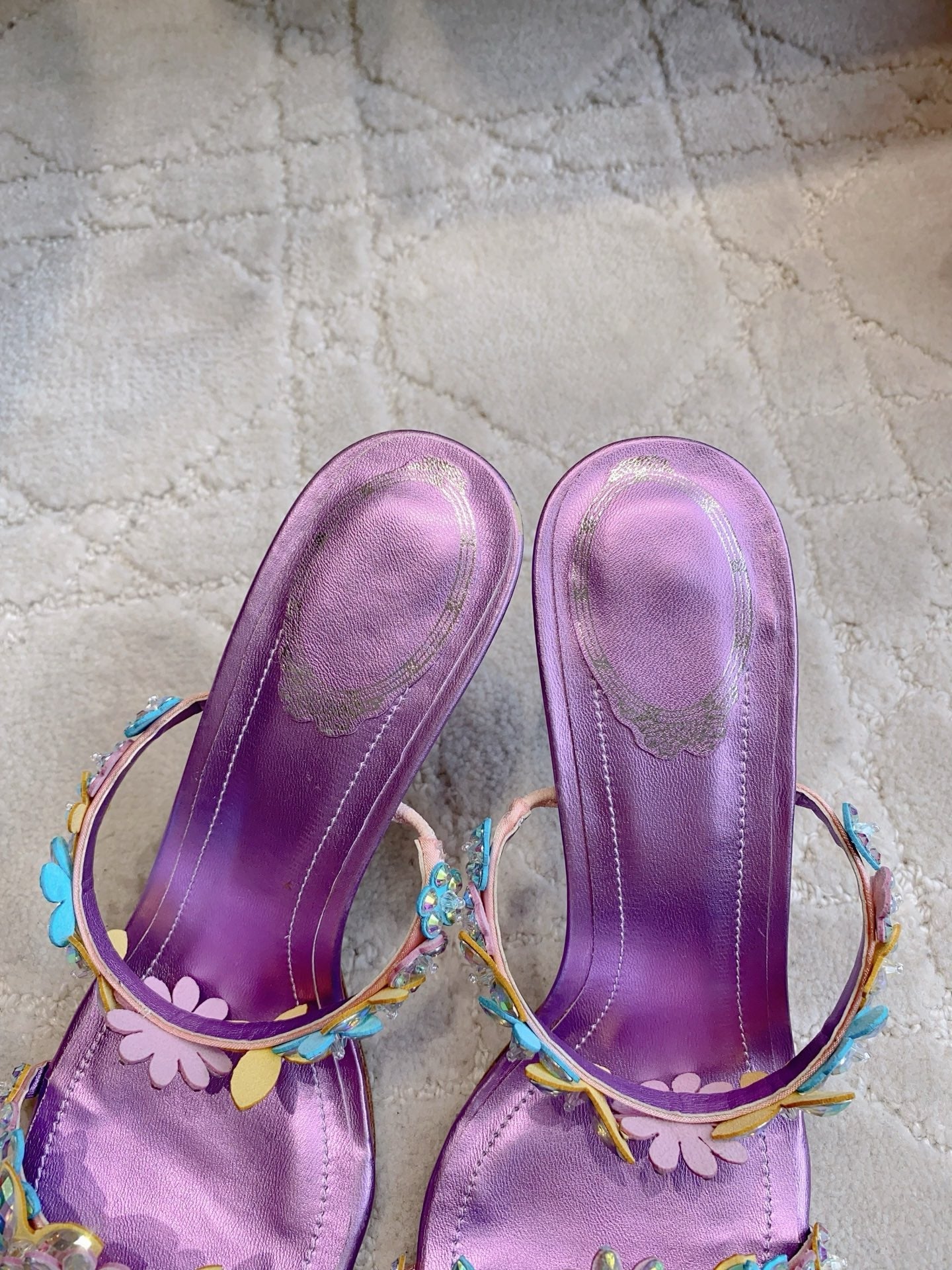 RENE CAOVILLA 26S HEEL SANDALS 65 MM IN METALLIC PURPLE LAMBSKIN CRYSTAL FLOWER EMBELLISHMENTS