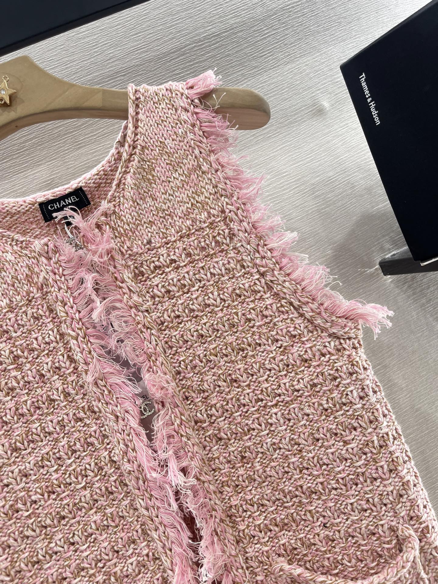 ROUND NECK VEST 25S IN COTTON 265659