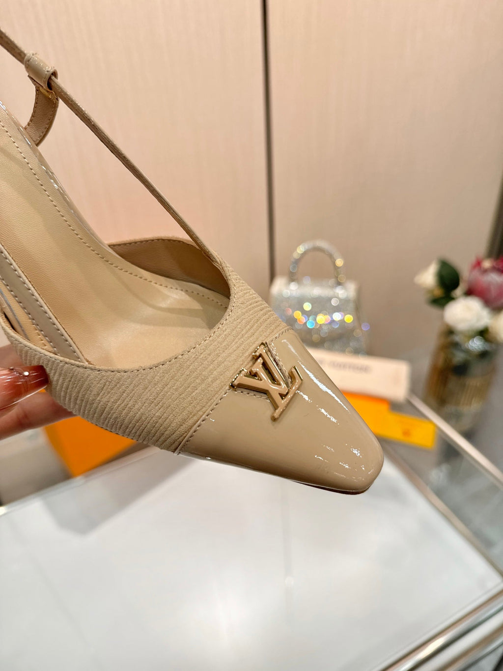 LV 26S SLINGBACK PUMPS 90 MM IN BEIGE BROWN FABRIC AND CALFSKIN
