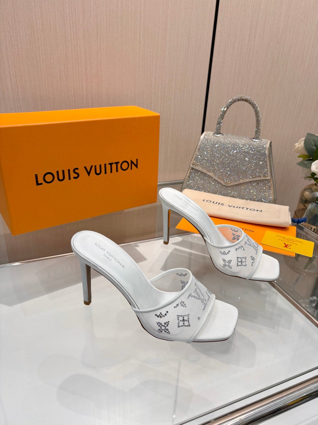 LV 26S MULE HEELS 90 MM IN WHITE FABRIC AND LAMBSKIN