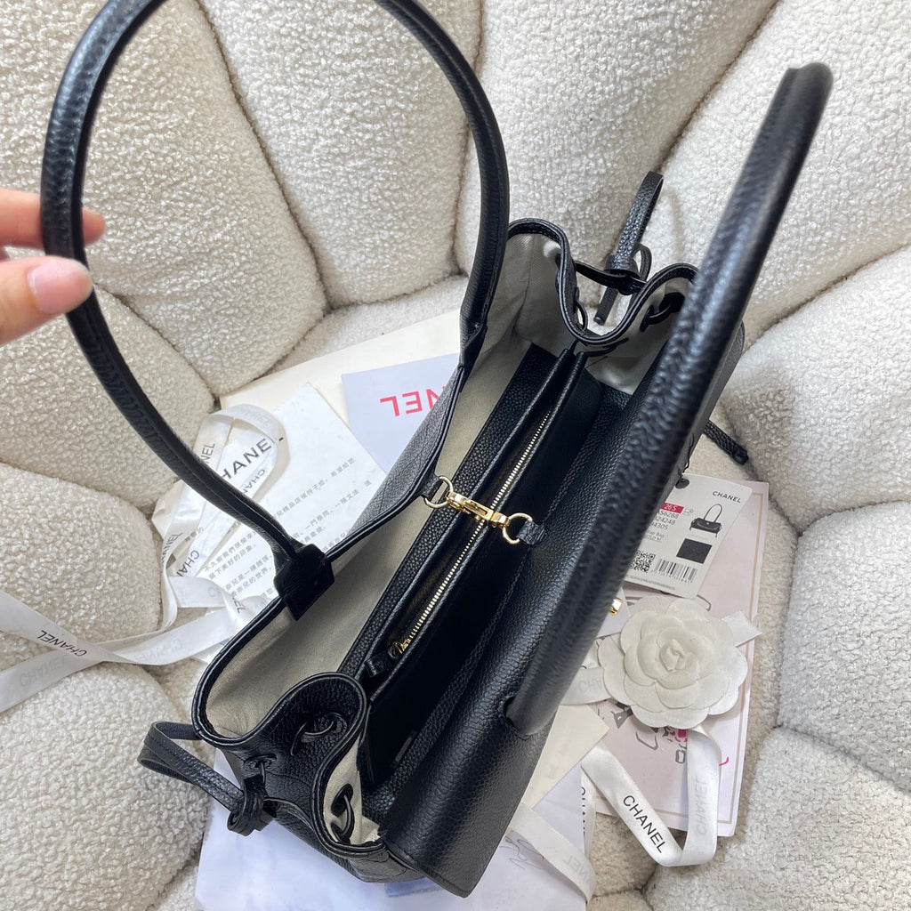 CHANEL 26S BAGUETTE BAG 31 IN BLACK CAVIAR CALFSKIN