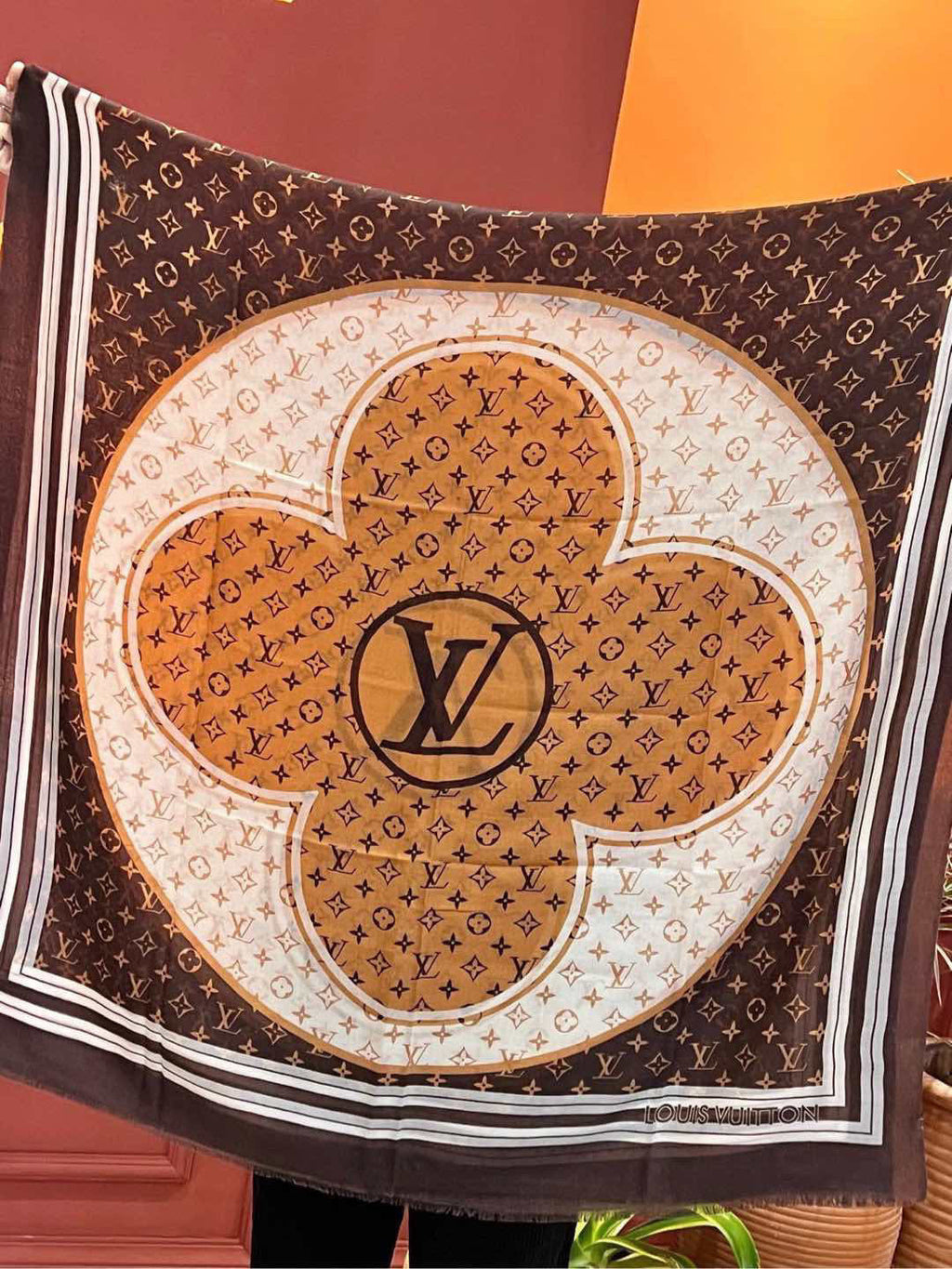 LV SCARF 200 CM IN CASHMERE 732077