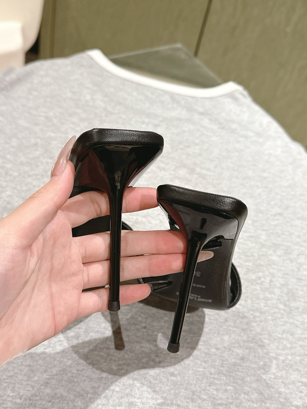 YSL 25S SQUARE-TOE HIGH-HEEL SANDALS 100 MM IN BLACK LAMBSKIN WITH GOLD HARDWARE