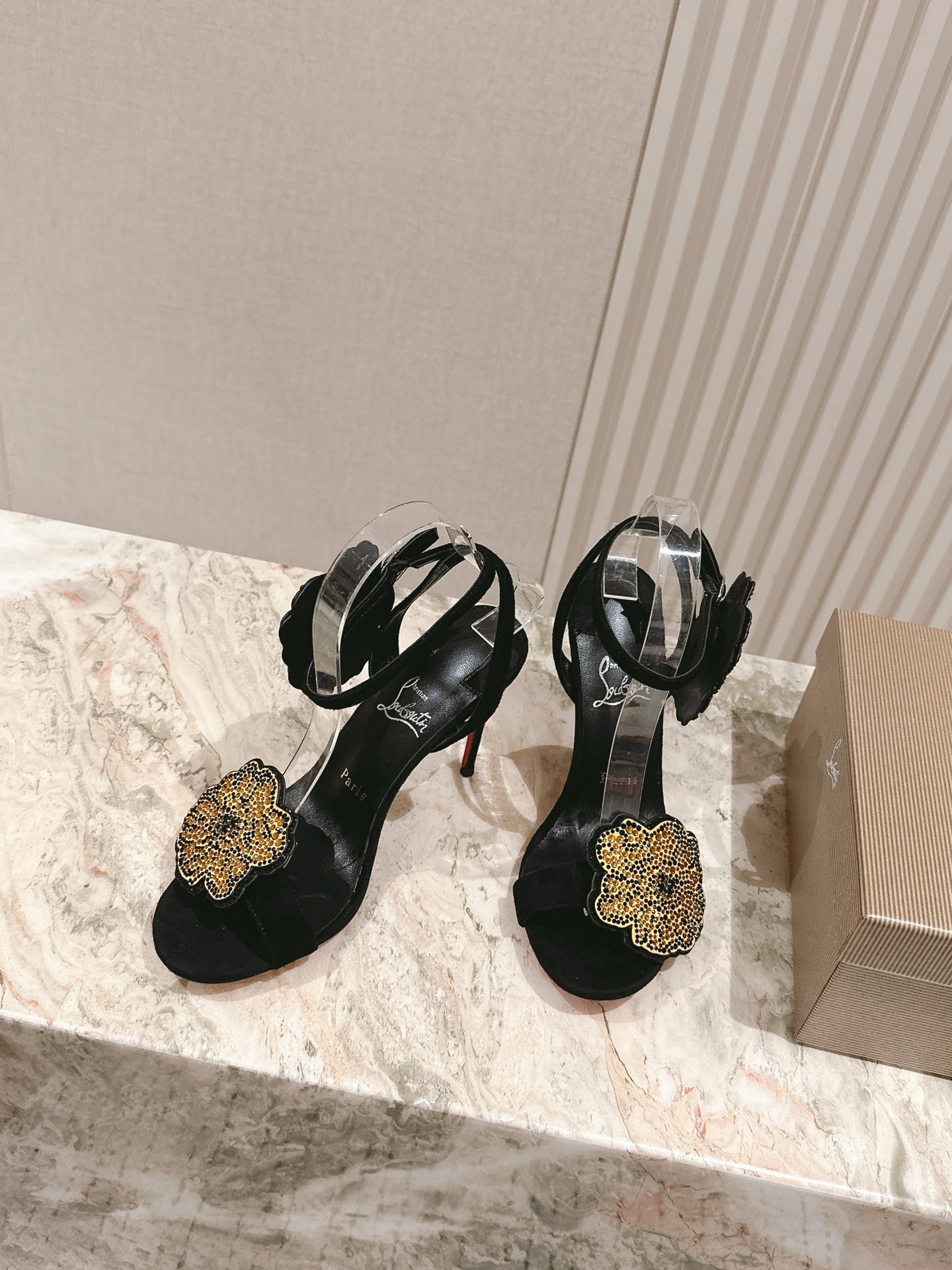BEADED FLORAL EMBELLISHED SANDALS 135MM IN BLACK VELVET MIX CALFSKIN