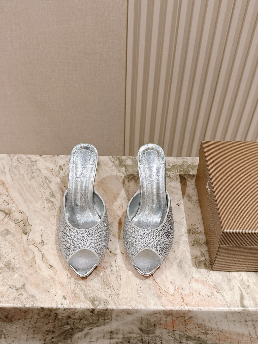 DOLLY STRASS SOLE SLIDE SANDALS 85MM IN SILVER-TONE CALFSKIN