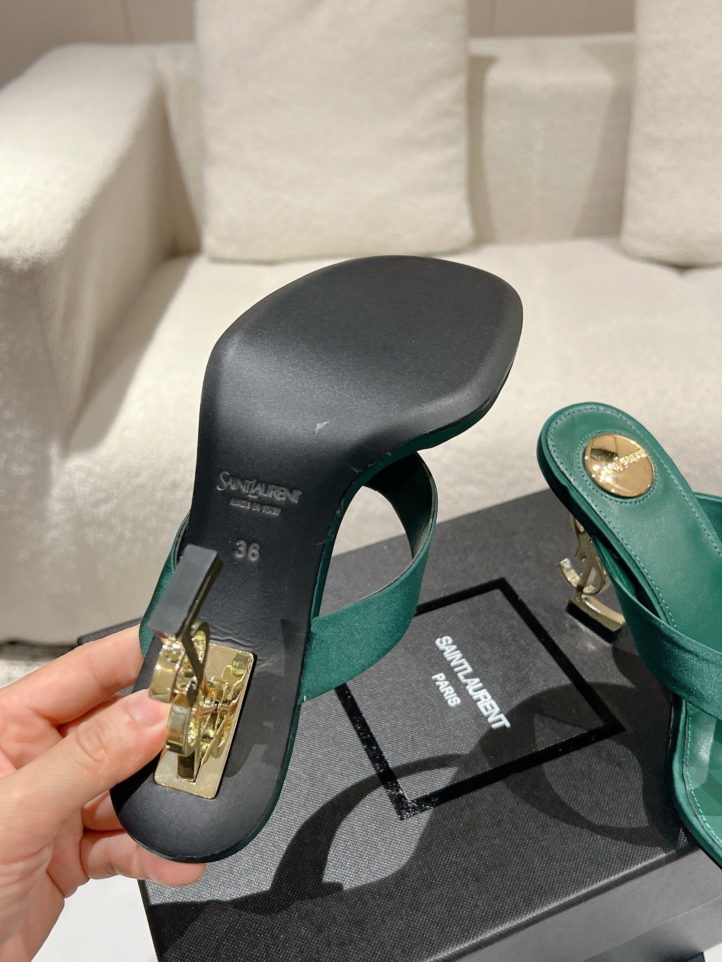 YSL 26S HEELED THONG SANDALS 85 MM IN DARK GREEN SATIN