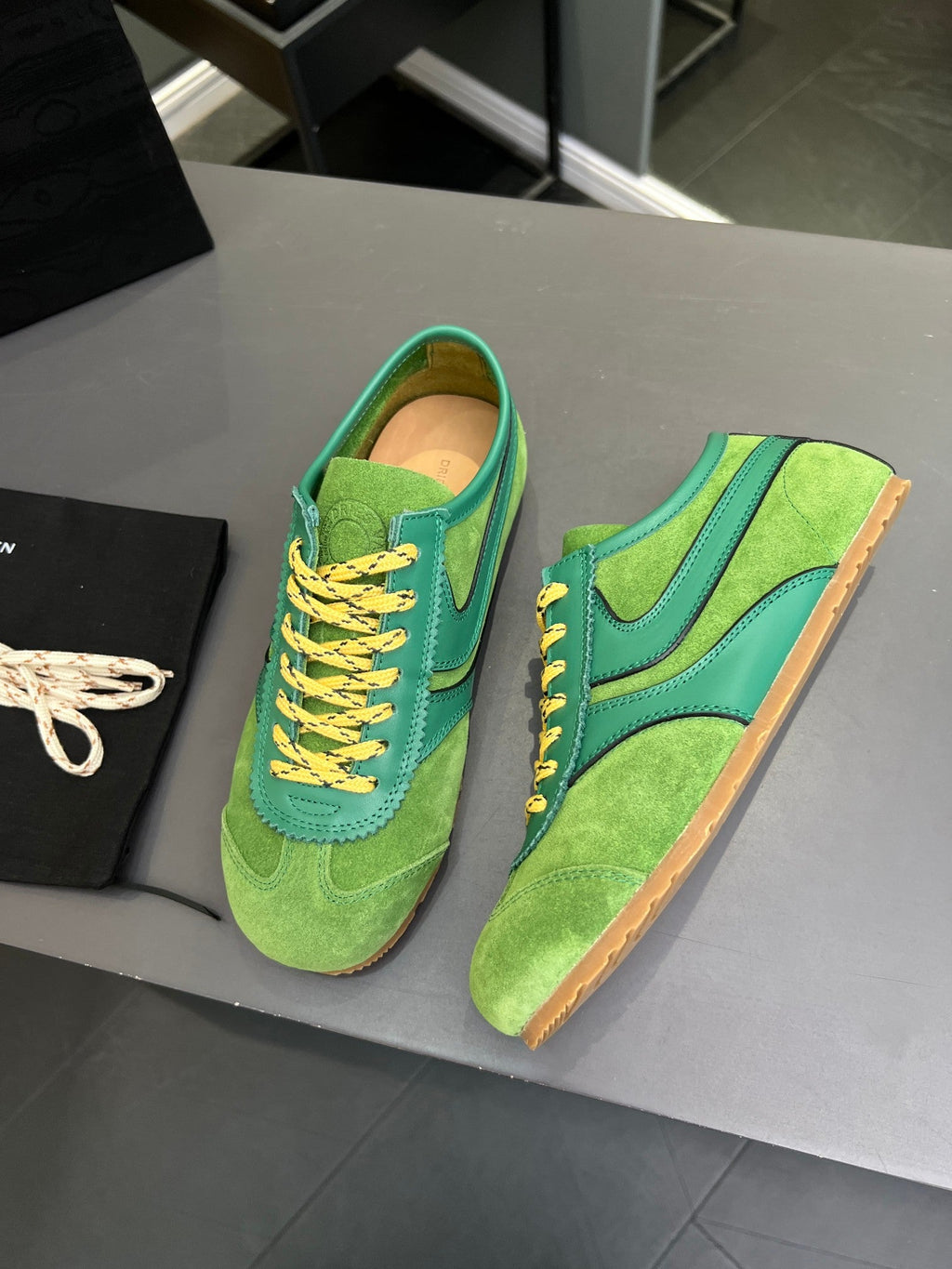 DRIES VAN NOTEN SNEAKER IN GREEN SUEDE