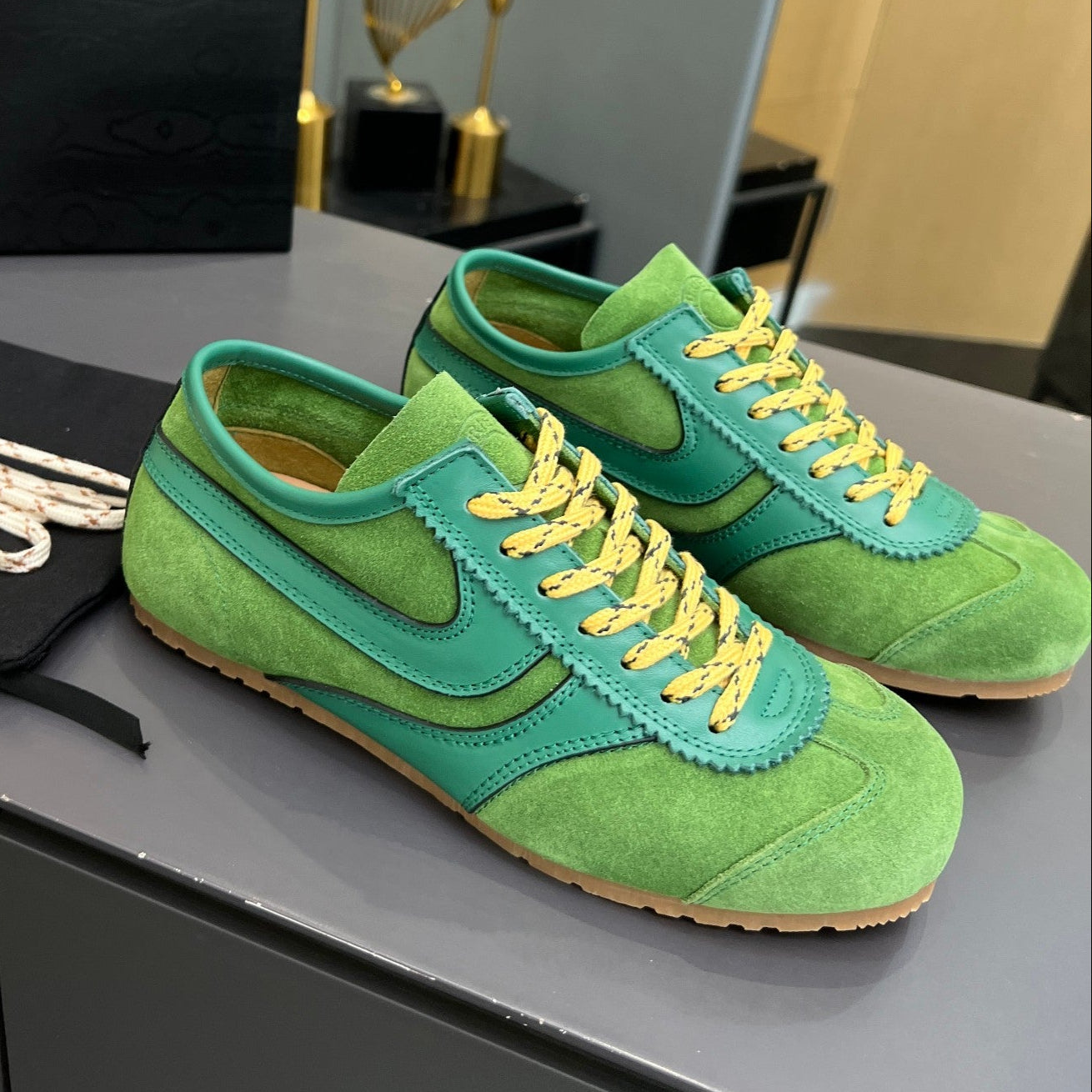 DRIES VAN NOTEN SNEAKER IN GREEN SUEDE