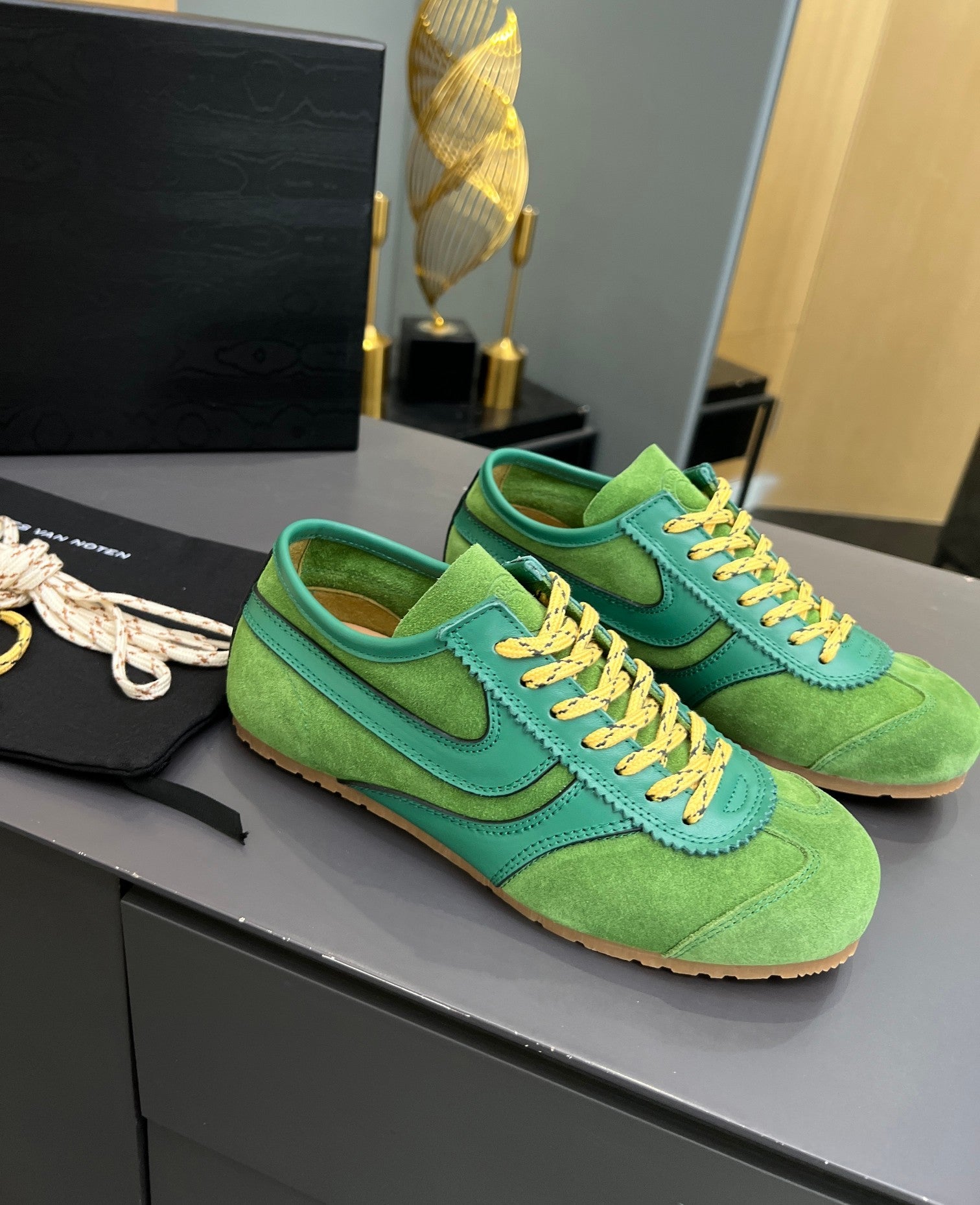 DRIES VAN NOTEN SNEAKER IN GREEN SUEDE