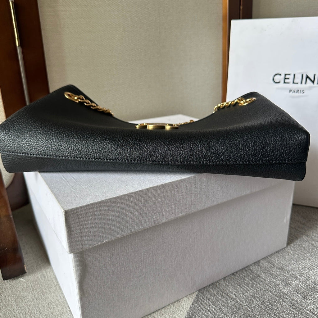 NEWSPAPER TRIOMPHE SOFT 31 BLACK IN CALFSKIN