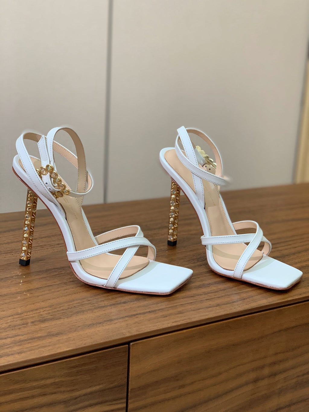 GIANVITO ROSSI 26S CRYSTAL HEELS 105 MM IN WHITE LAMBSKIN