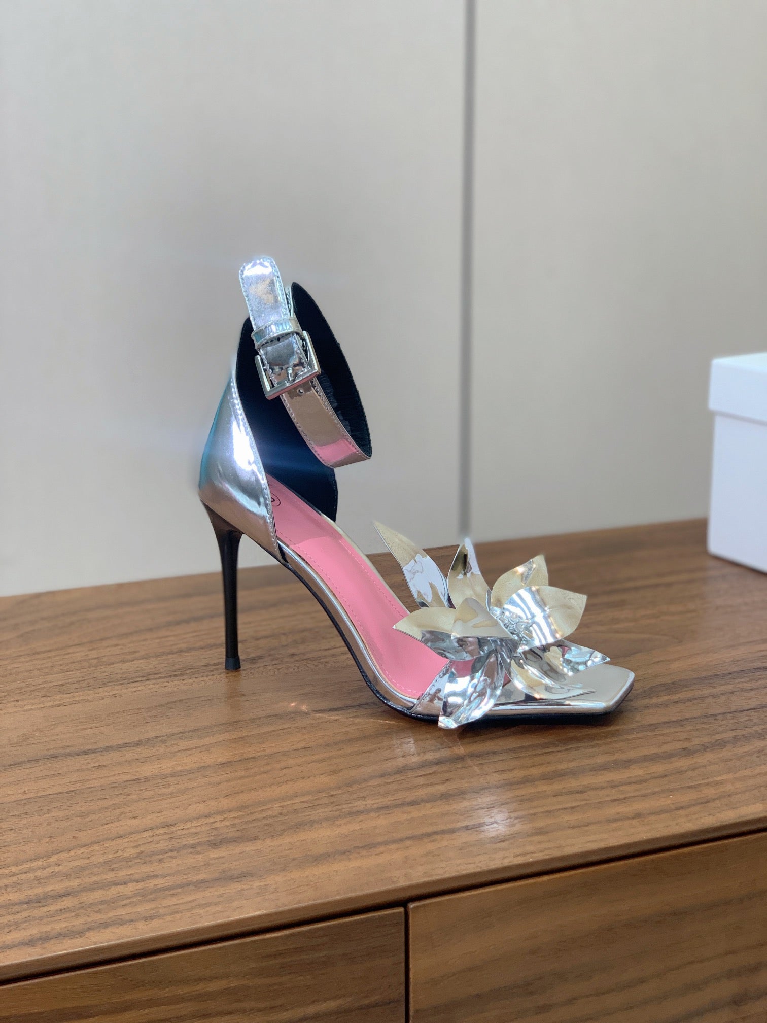 BALMAIN 25S RUBY SILVER HEELED SANDALS 95MM IN PATENT CALFSKIN