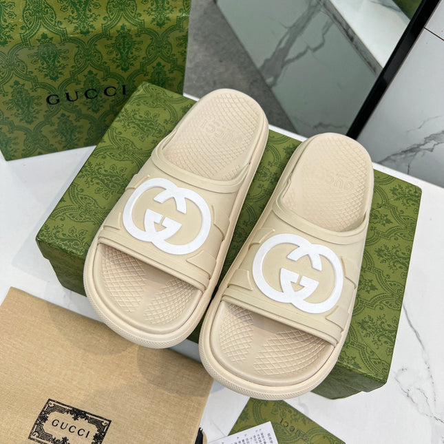 PLATFORM SLIPPERS IN SAND BROWN IMPORTED TPU