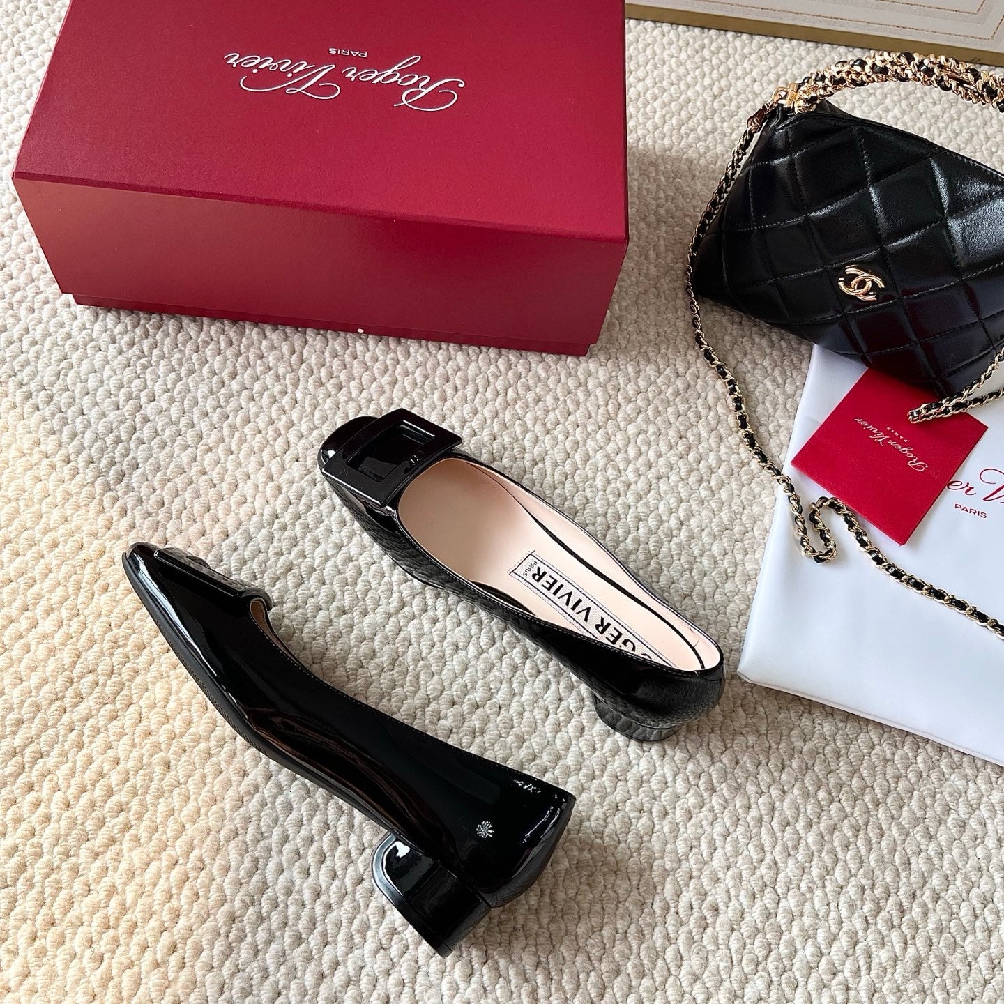 U LOOK BALLERINAS IN BLACK GLOSSY CALFSKIN