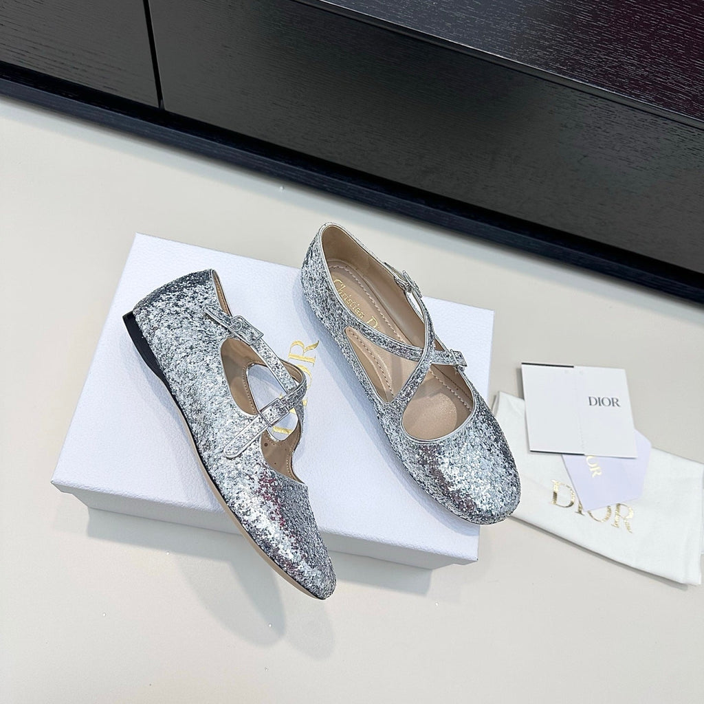 DIOR 26S BALLET FLAT IN SILVER LAMINATED LAMBSKIN AND GLITTER