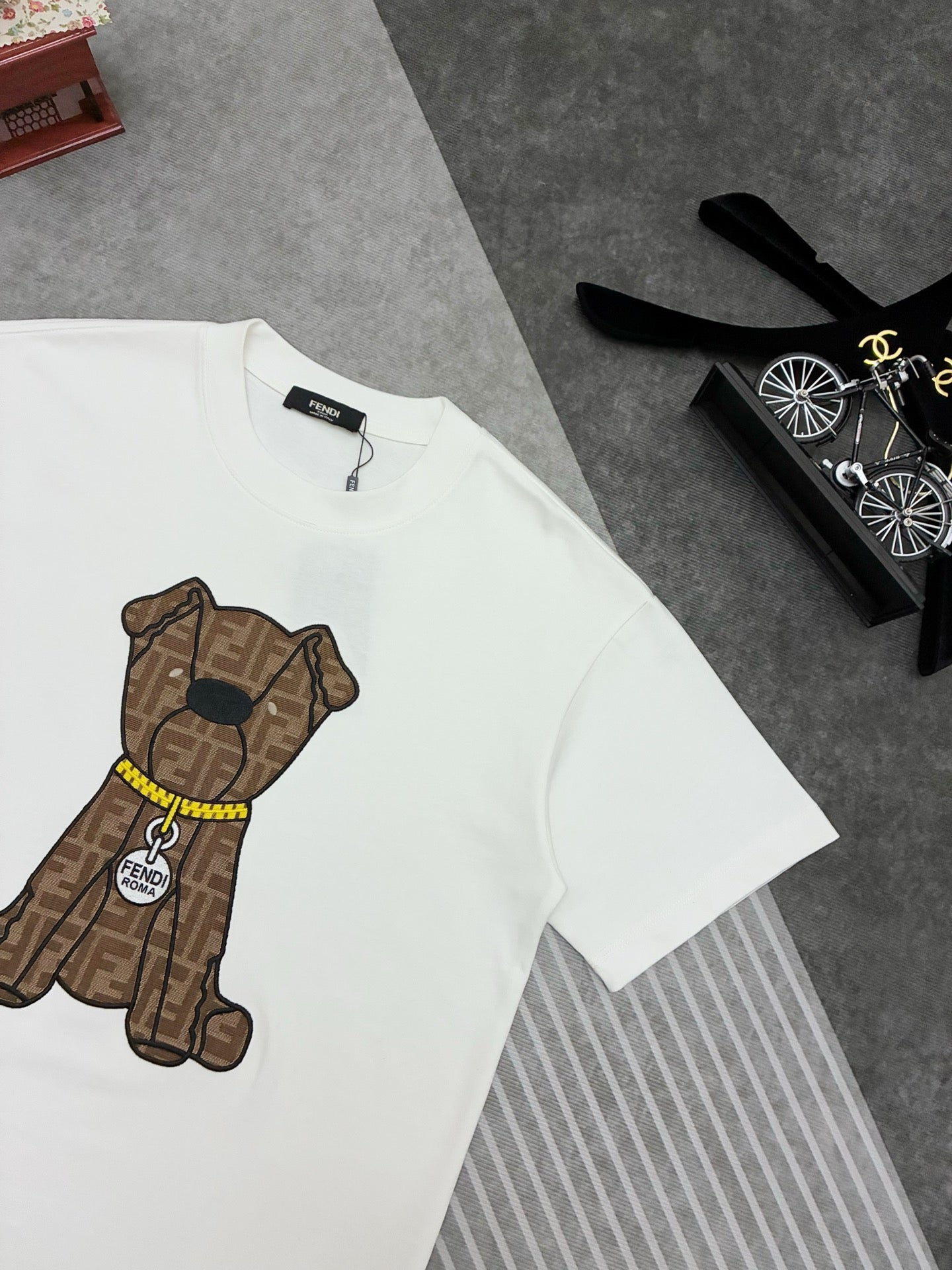 FENDI 26S SHORT SLEEVE T-SHIRT 067