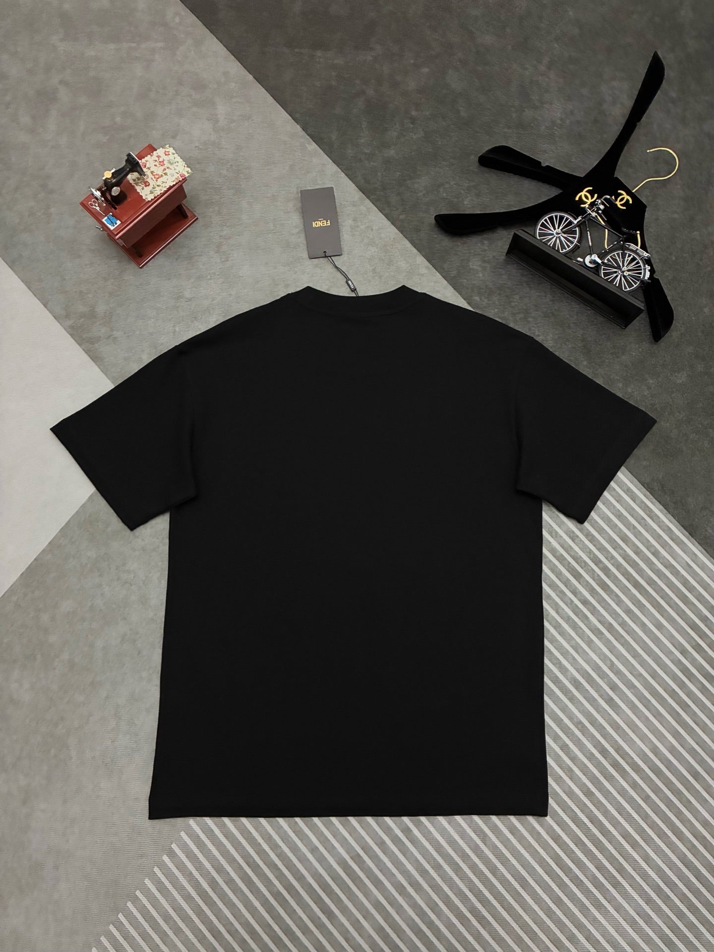 FENDI 26S SHORT SLEEVE T-SHIRT 066