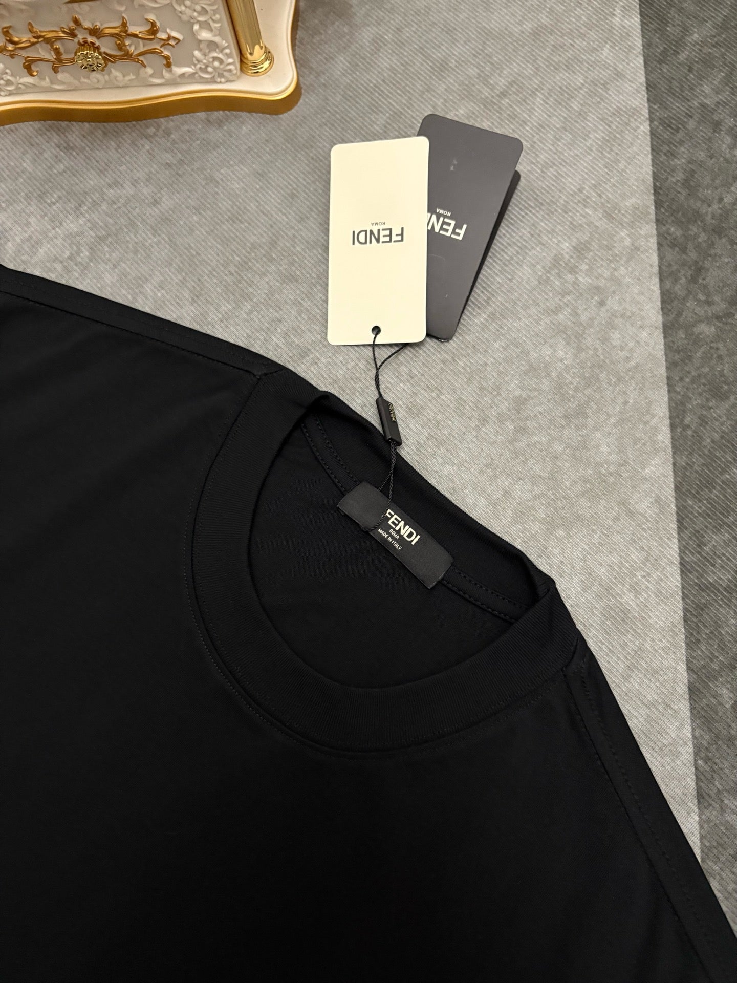 FENDI 26S SHORT SLEEVE T-SHIRT 068
