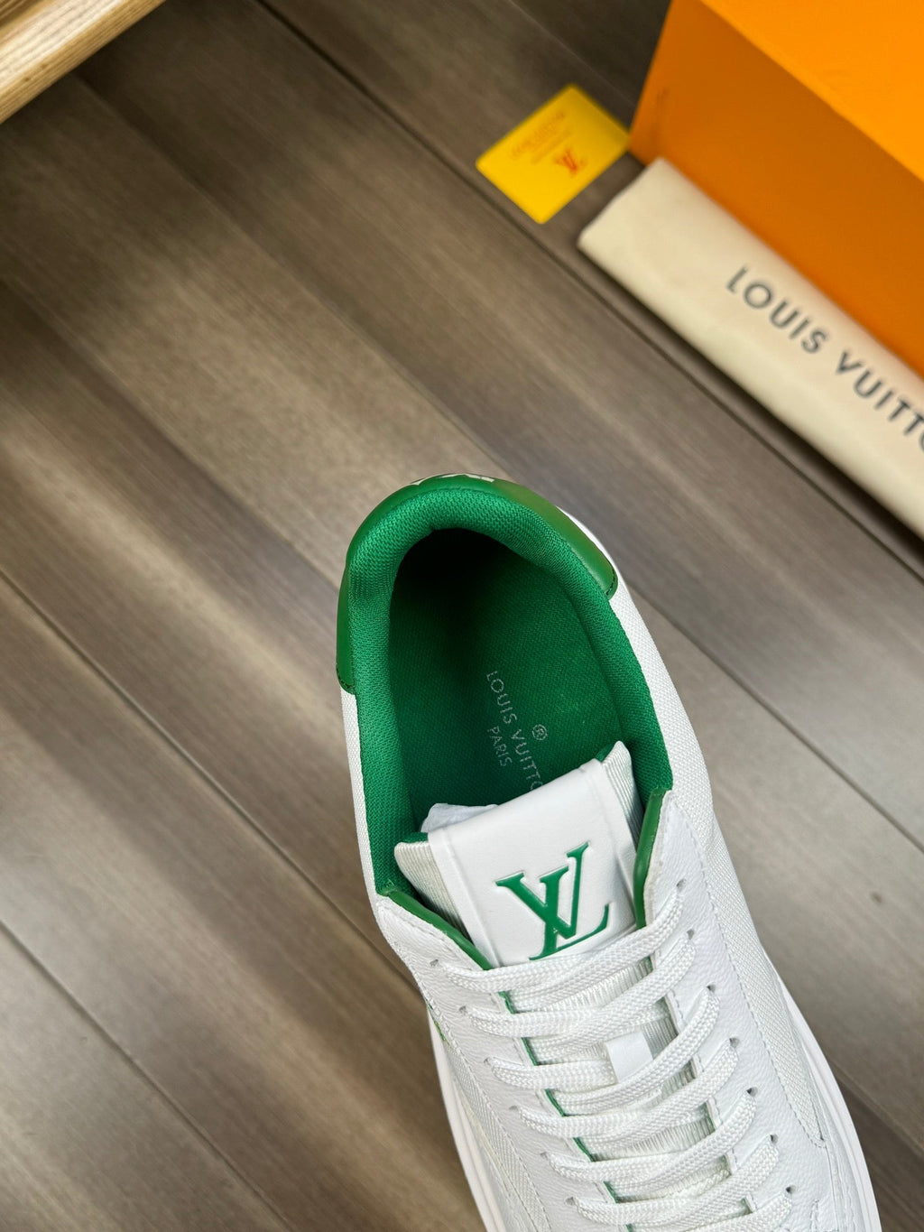 LV TRAINER SNEAKER WHITE MIX GREEN CALFSKIN AND BREATHABLE FABRIC