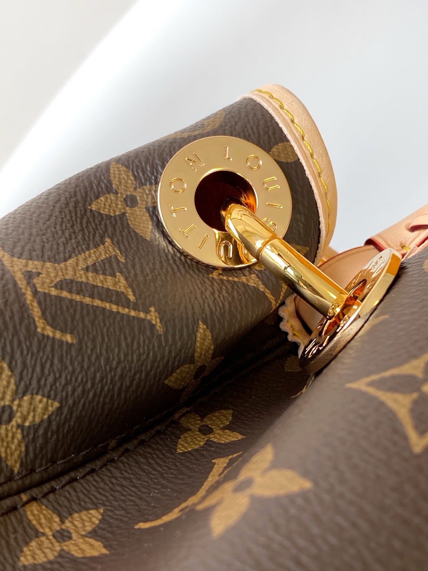 LV AGAIN BRAIDED HANDLE BAG 53 IN BROWN MONOGRAM CANVAS