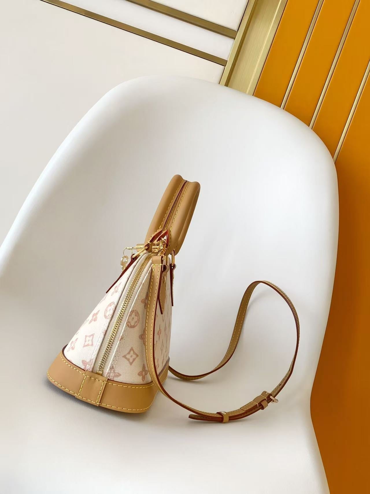 LV 26S ALMA BB BAG 23 IN BEIGE MONOGRAM CANVAS