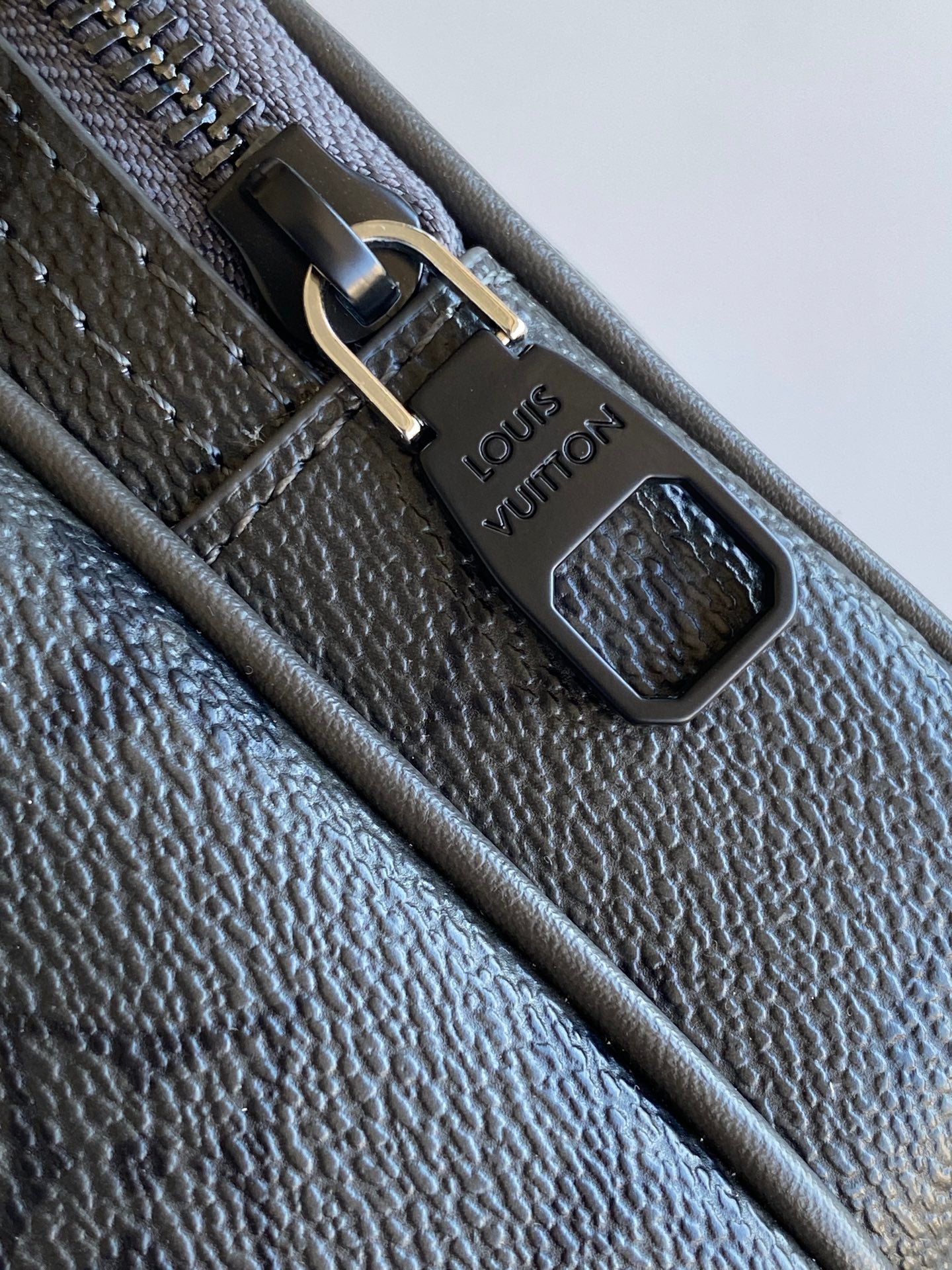 LV 26S CROSSBODY BAG 25 IN TAUPE BROWN CANVAS FABRIC