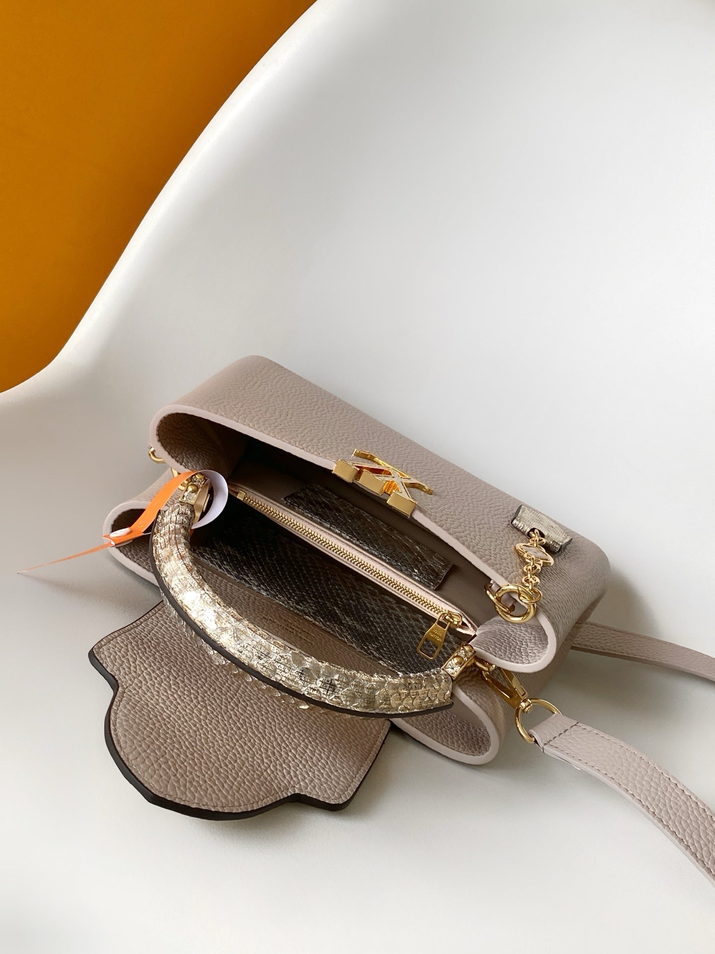 LV 26S CAPUCINES BAG 27 IN GRAYISH BEIGE TAURILLON CALFSKIN WITH GOLD HARDWARE