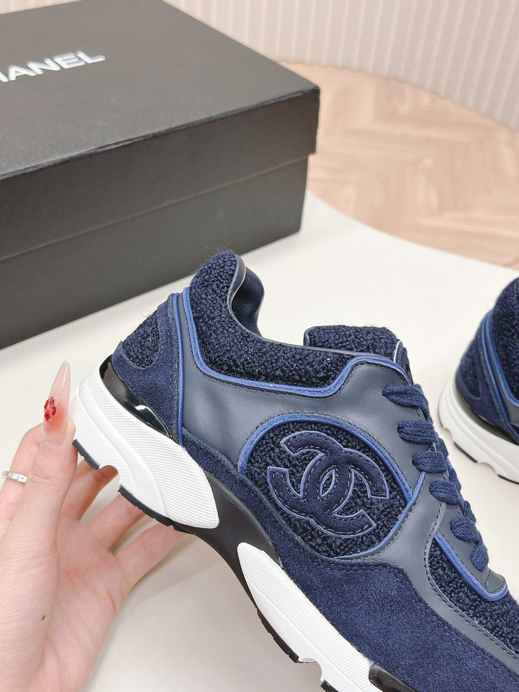 TRAINERS IN MIDNIGHT BLUE SUEDE AND CALFSKIN