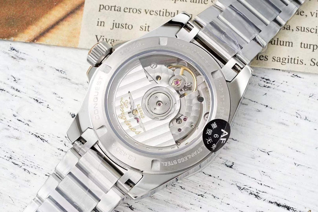 CONQUEST WATCH SILVER CASE WITH JUNGLE GREEN DIAL