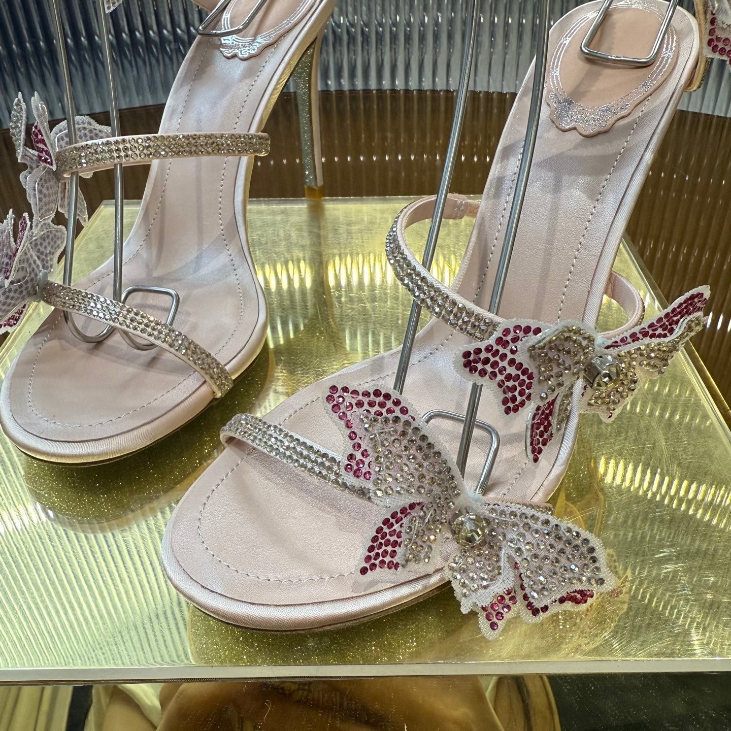 RENE CAOVILLA 26S FLORIANE HIGH HEELS 95 MM IN BEIGE LAMBSKIN BUTTERFLY EMBELLISHED STRAP