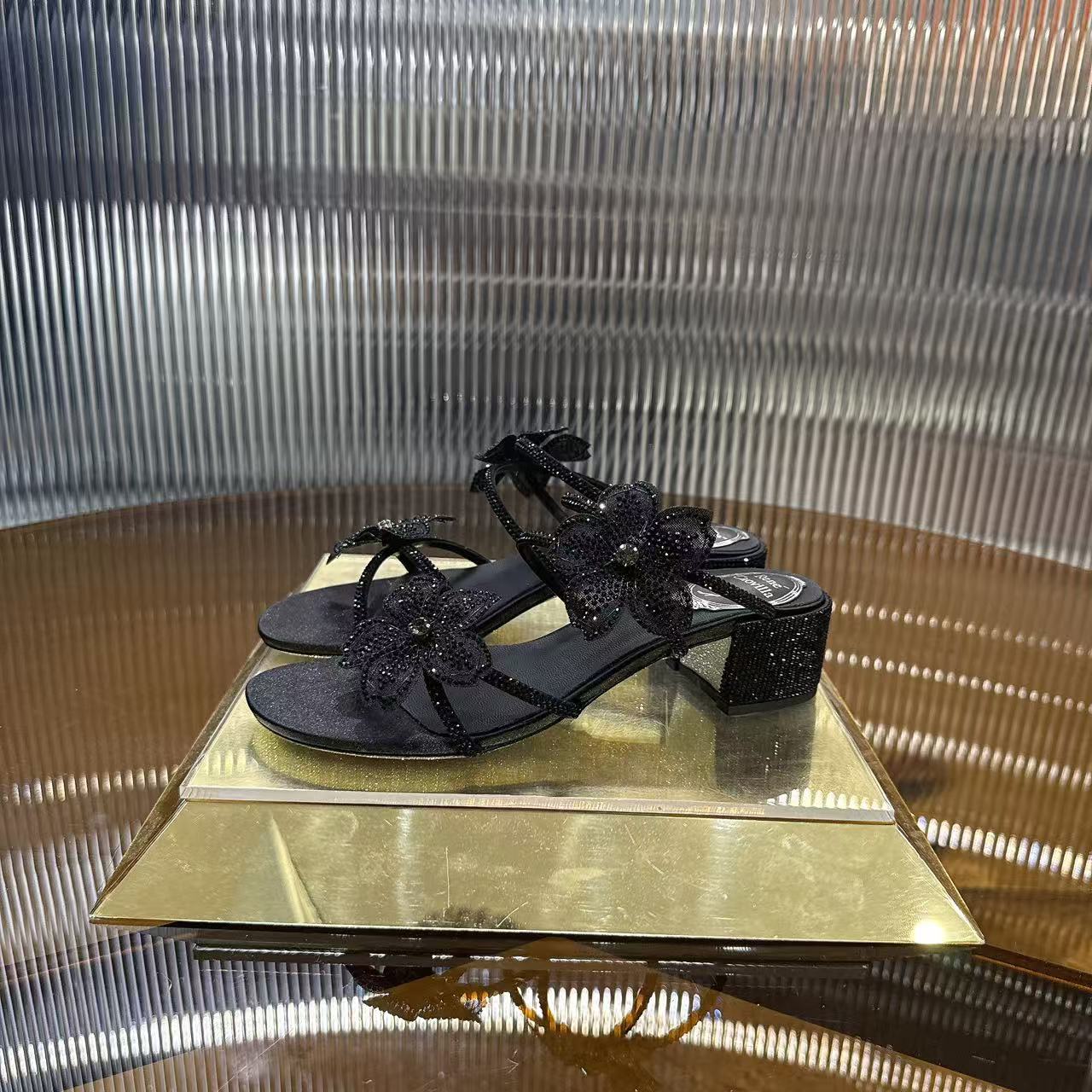 RENE CAOVILLA 26S FLOWER EMBELLISHED HEELS 45 MM IN BLACK LAMBSKIN