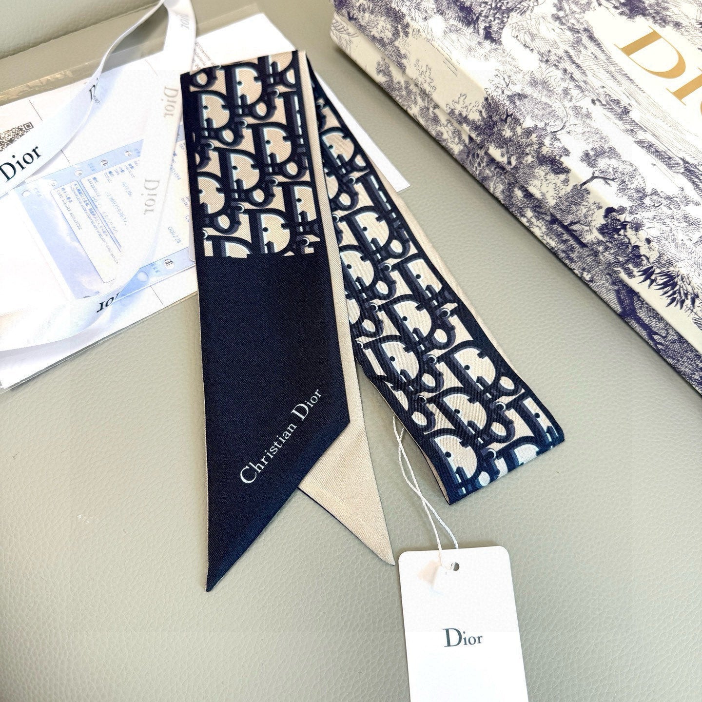 DIOR TWILLY 100 CM IN SILK 714359
