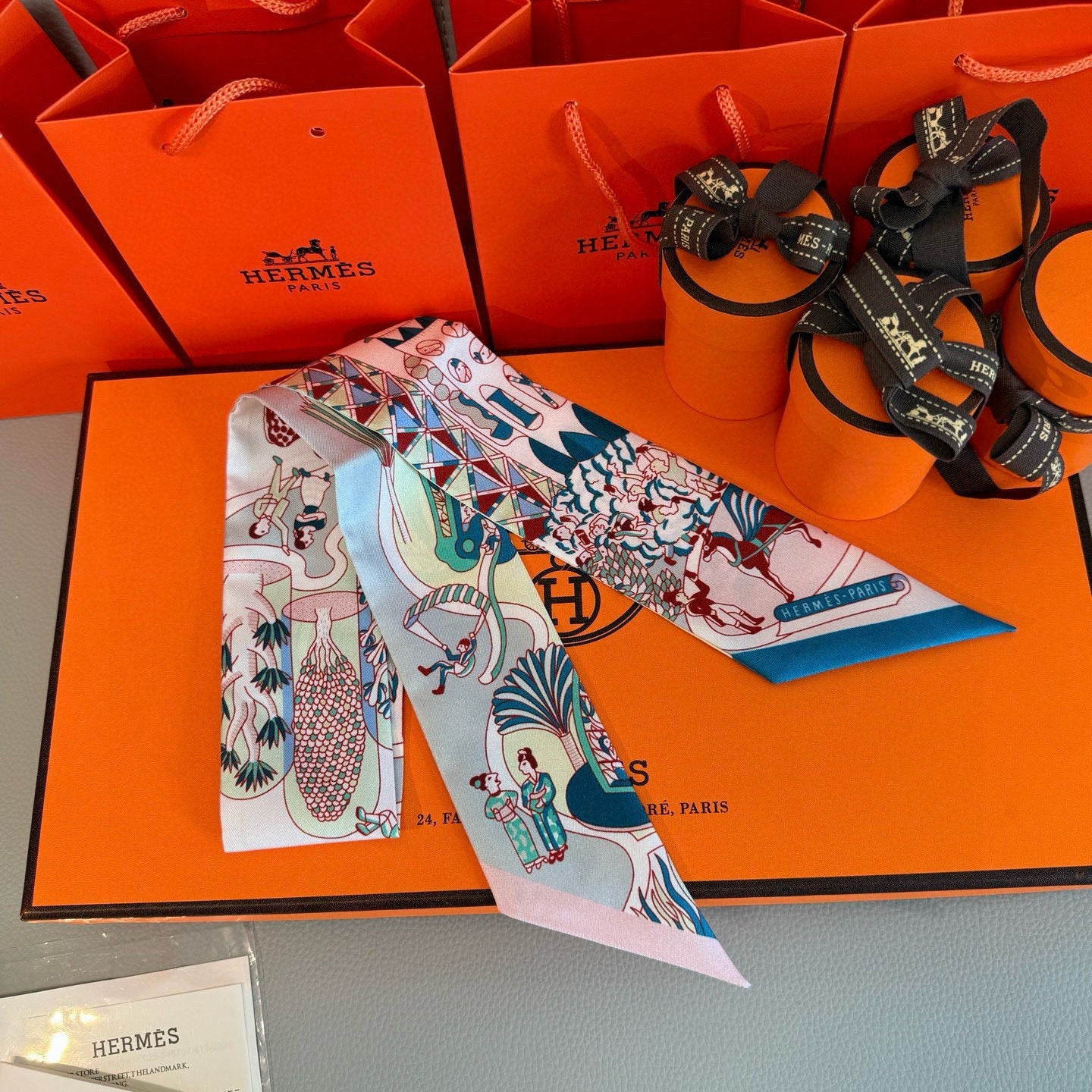 HERMES 25S SCARF 86 IN SILK 853141