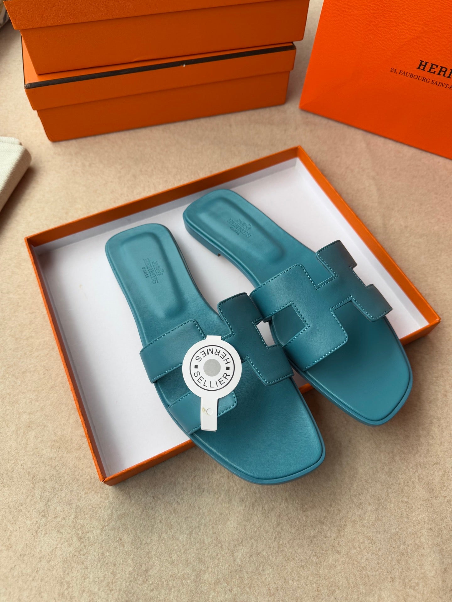 0RAN SANDALS IN SAPPHIRE BLUE CALFSKIN