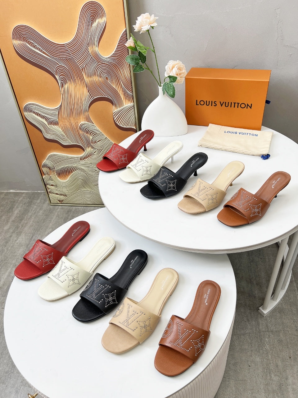 FLAT SLIDE IN BISQUE BEIGE LAMBSKIN WITH RHINSTONES