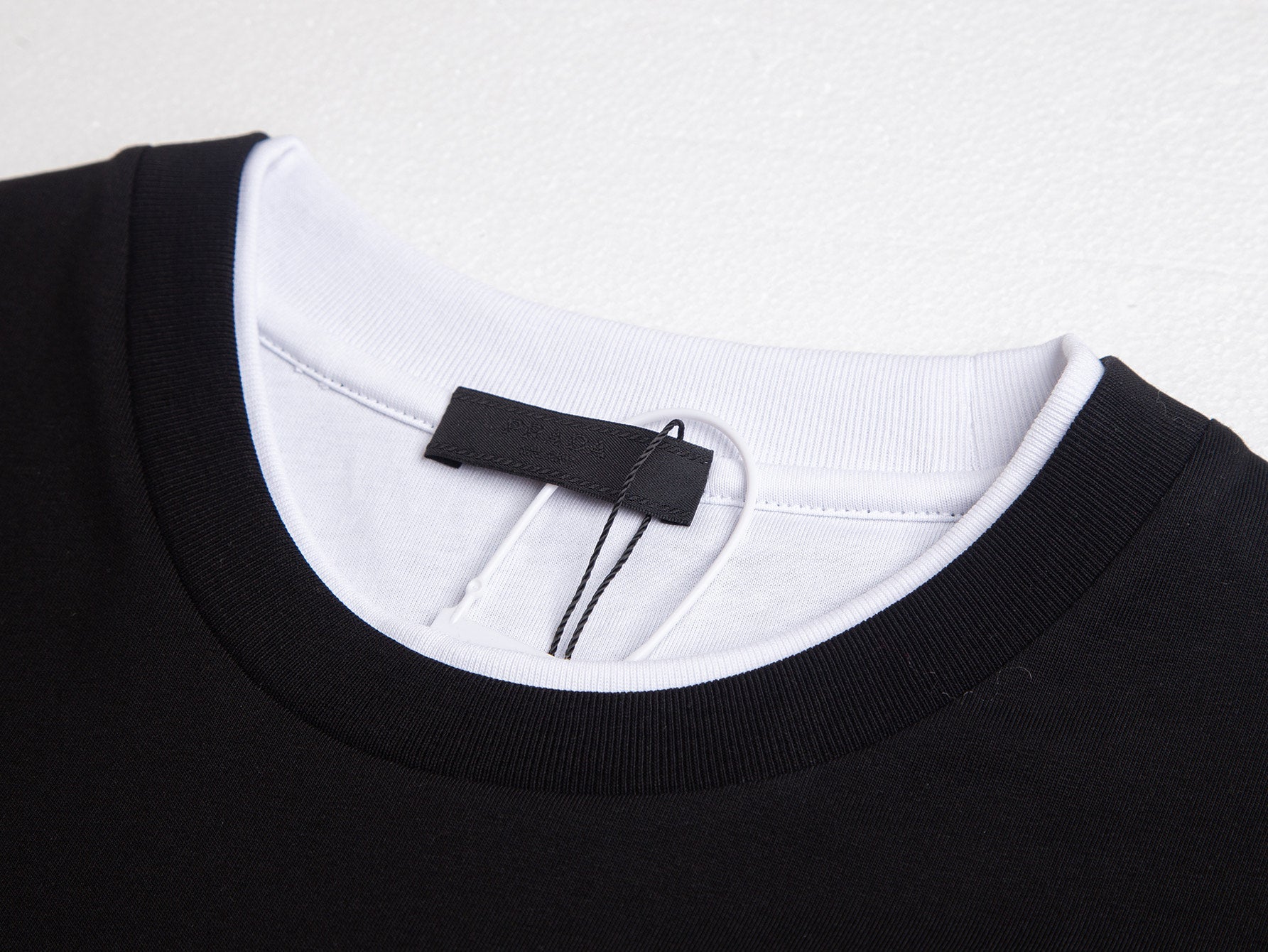PRADA 26S T-SHIRT 765