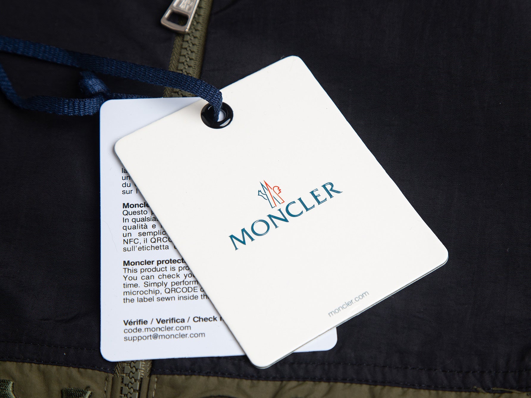 MONCLER 26S JACKET 500