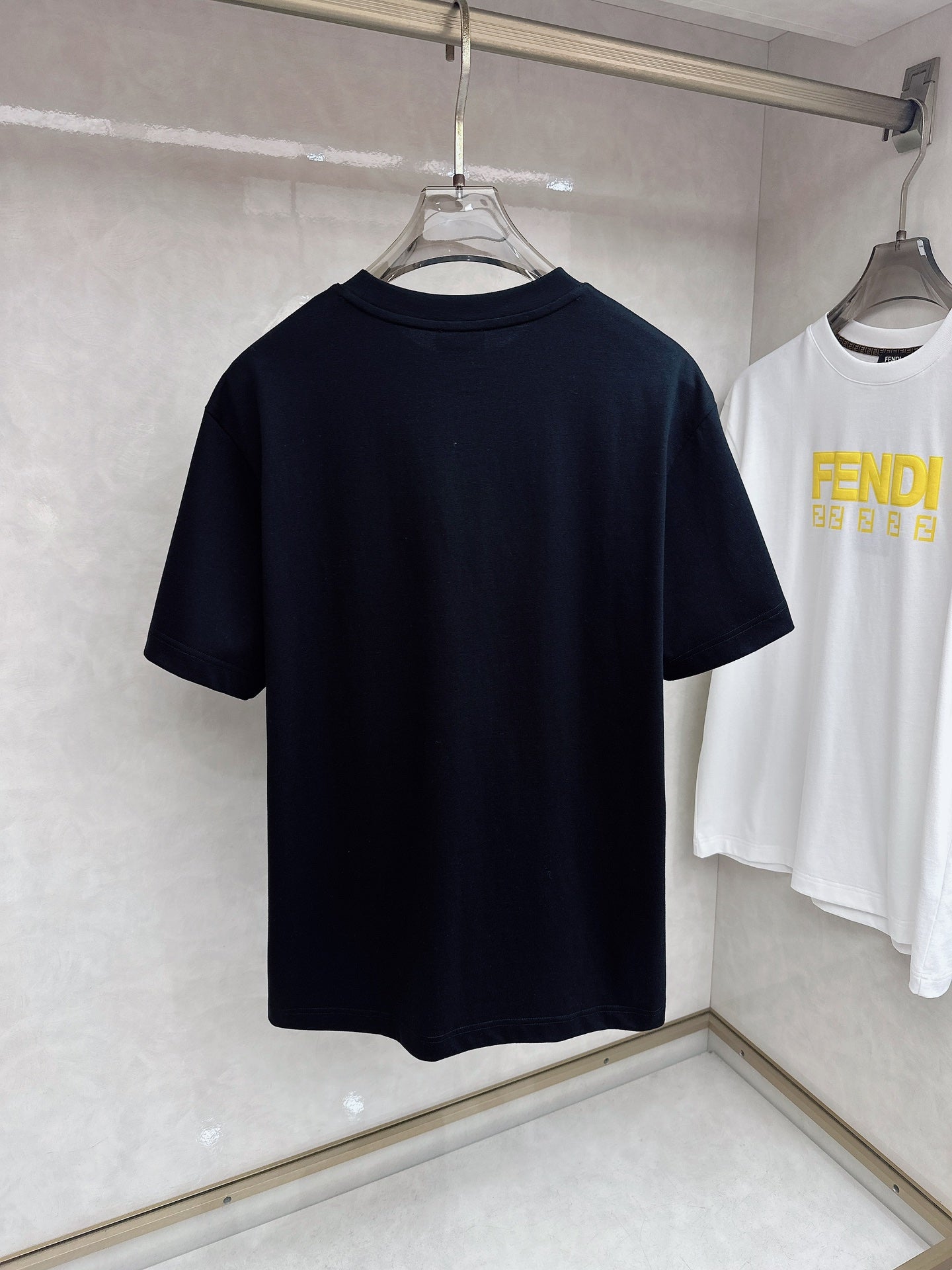 FENDI 26S SHORT SLEEVE T-SHIRT 092