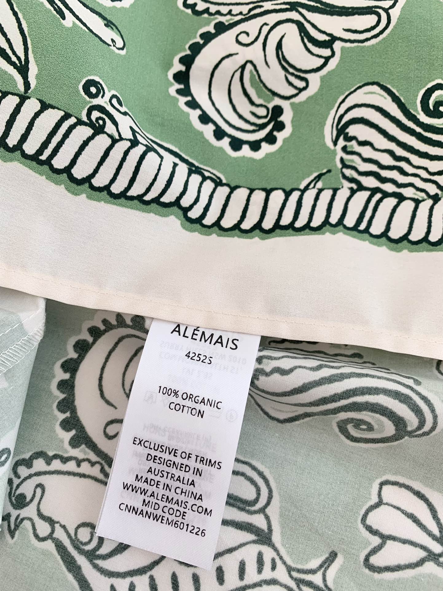 ALEMAIS FLOWY LONG SKIRT IN GREEN MIX WHITE 267465