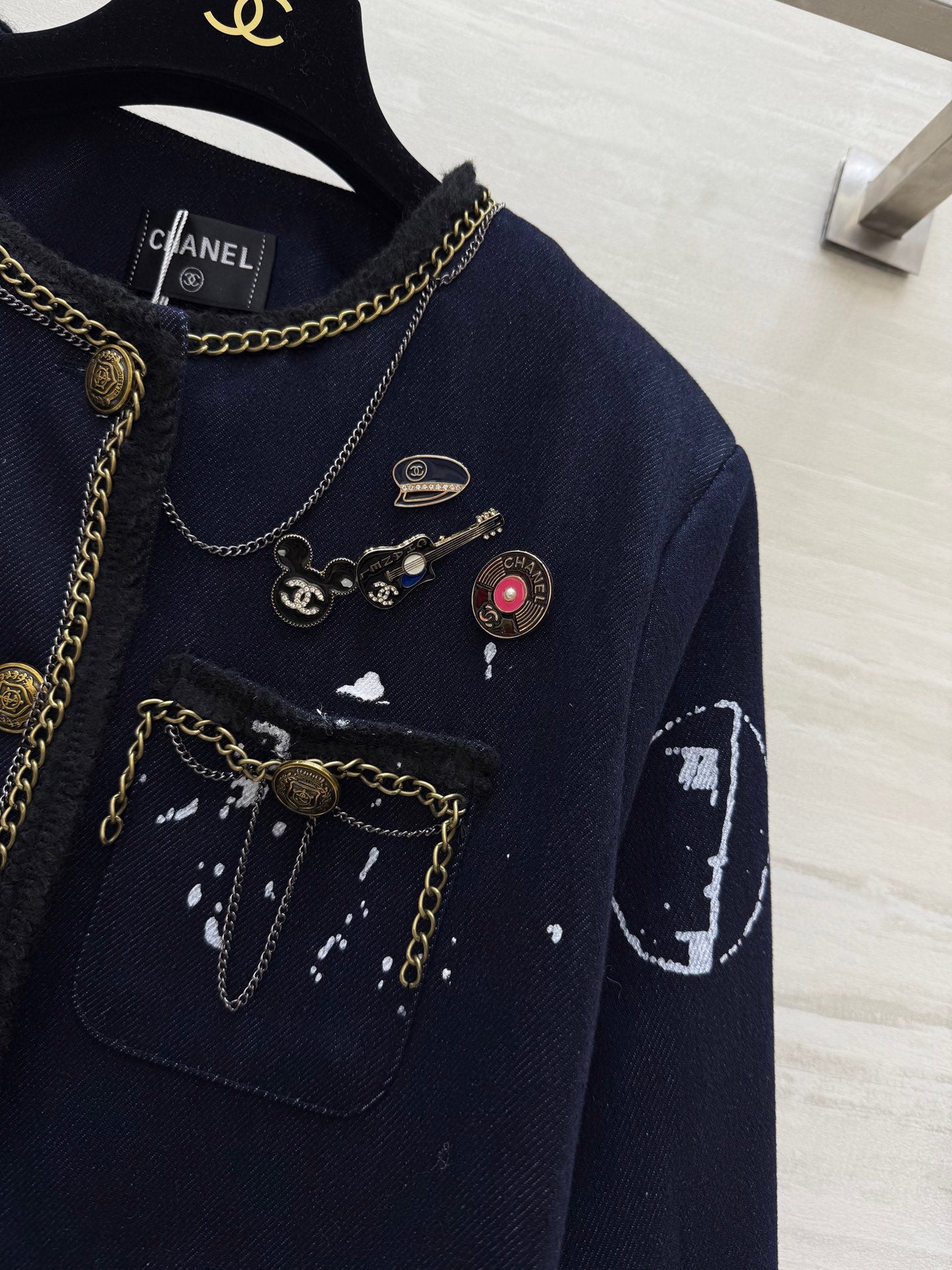 CHANEL 25S COAT STYLE 236
