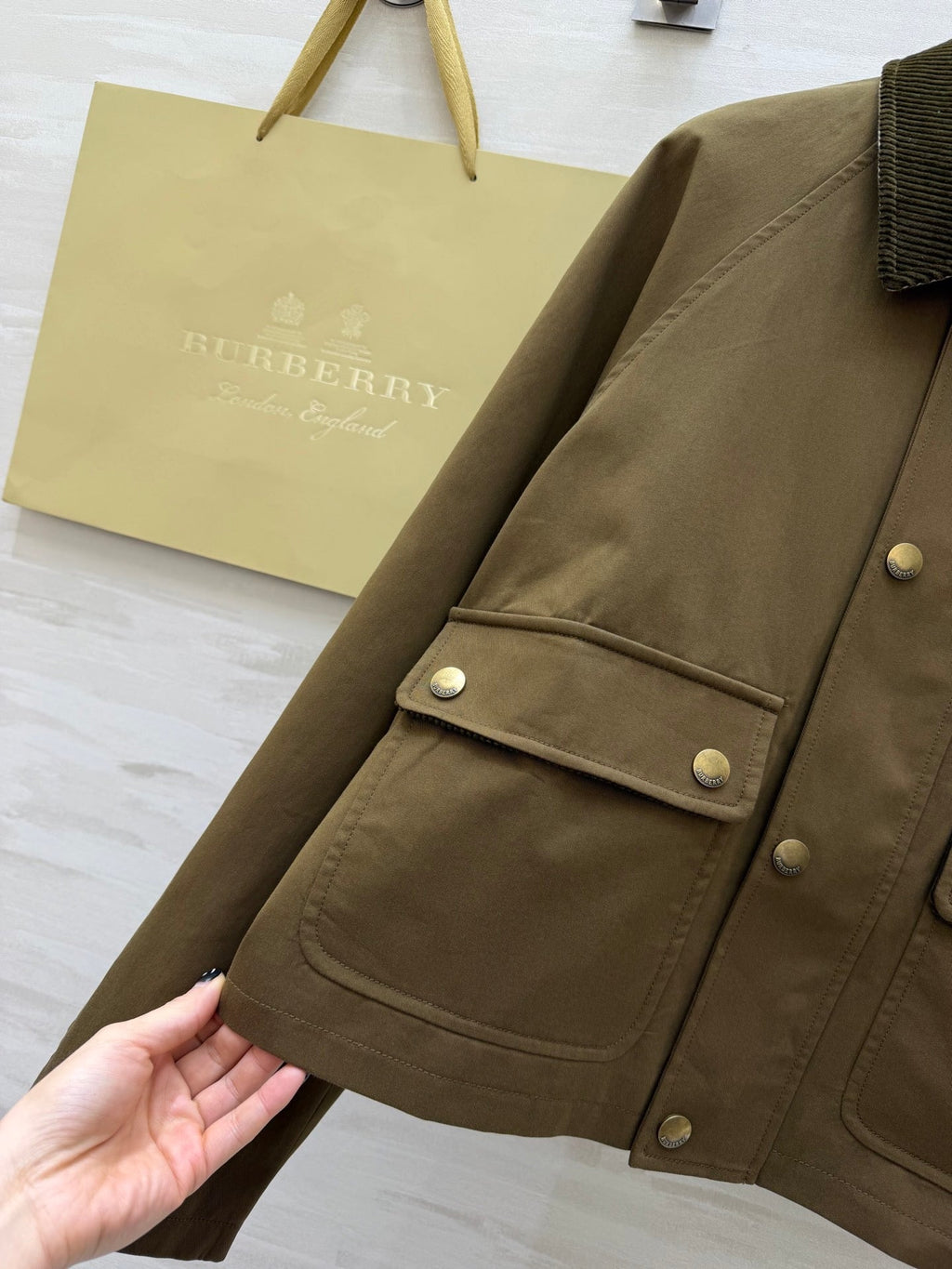 BURBERRY 26S JACKET 406