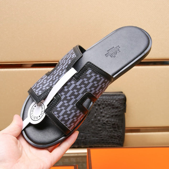HM ORAN SANDAL BLACK AND LAVENDER LAMBSKIN