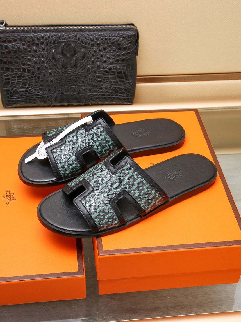 HM ORAN SANDAL BLACK AND SAPPHIRE LAMBSKIN