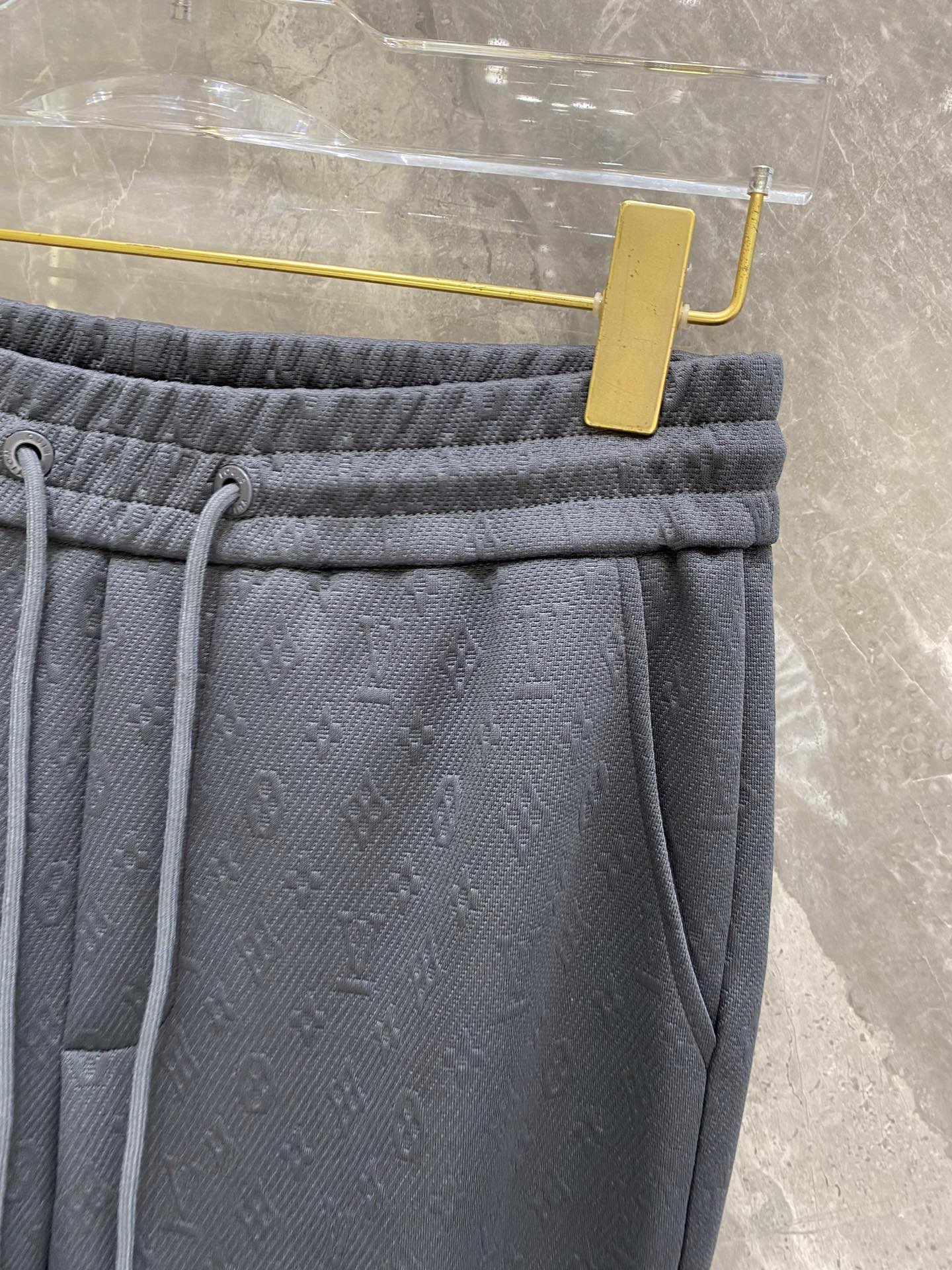 LV DARK GRAY TROUSERS 239483